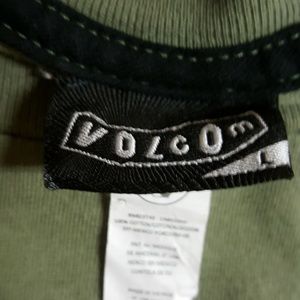 Volcom Shirts - Volcom Tshirt Volcom Shirts - Volcom Tshirt